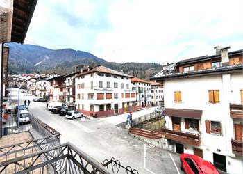 PORZIONE DI CASA A DOMEGGE